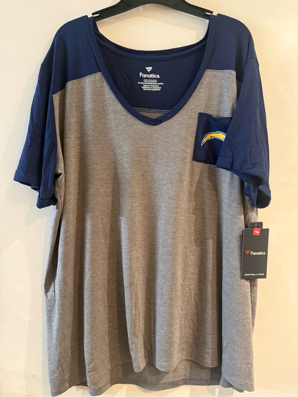 Chargers NFL Women Fanatics V Neck Tshirt Xxl